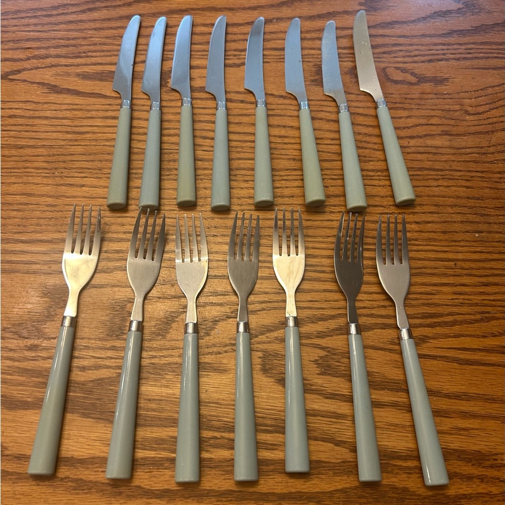 VTG Stainless Steel Flatware Set 22 Pieces Light Blue Plastic Handles MCM